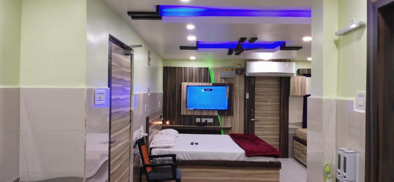 Ln Beach Homestay Puri Phòng bức ảnh