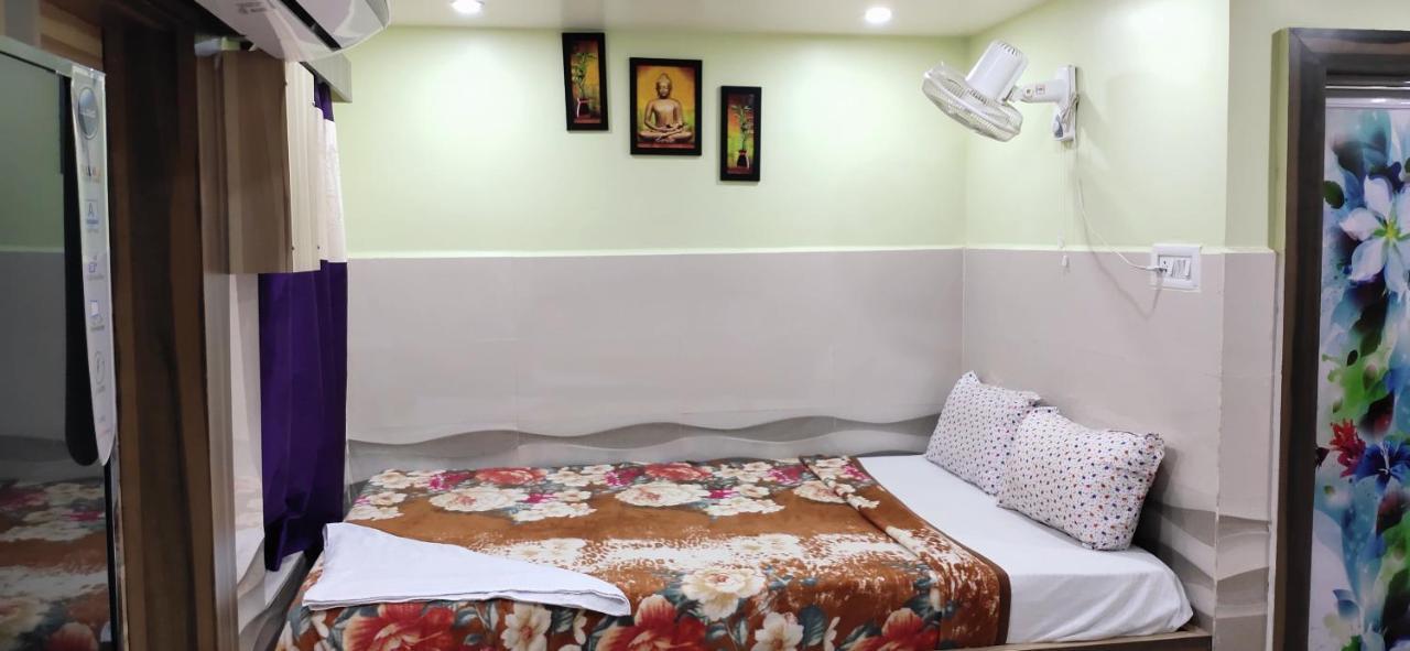 Ln Beach Homestay Puri Ngoại thất bức ảnh